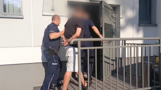 Mężczyzna z Wąbrzeźna zgłosił kradzież auta. Policjanci zatrzymali jego syna [wideo]