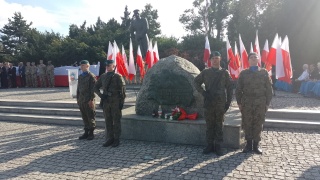 W godzinę W zawyły syreny. Obchody 81. rocznicy wybuchu Powstania Warszawskiego w regionie [zdjęcia]