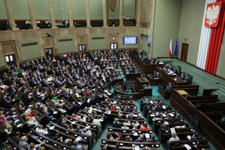 Sejm uchylił immunitet posłowi PiS Antoniemu Macierewiczowi