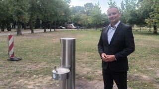 Zapomniałeś o zabraniu wody W inowrocławskim Parku Solankowym pojawiły się dystrybutory