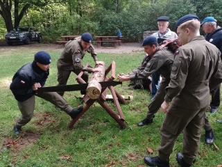 Młodzież z regionu oddała cześć Sybirakom. VII Bieg zesłańca w Toruniu [wideo, zdjęcia]