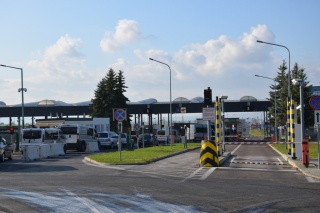 Od niedzieli rejestracja wjazdu i wyjazdu cudzoziemców spoza UE na początek dwa przejścia