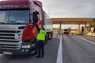 Akcja Trzeźwa autostrada policjantów ze Świecia. Skontrolowali blisko 1700 kierowców [zdjęcia]