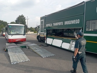 Z roku na rok jest coraz lepiej. ITD w regionie podsumował kontrole autobusów szkolnych