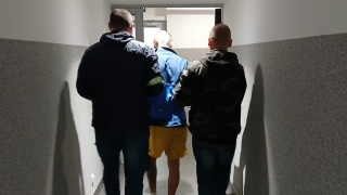 Napad na lombard w Chełmży. Policjanci zatrzymali 30-latka. Grozi mu do 20 lat więzienia