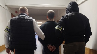 38-latek był poszukiwany pięcioma listami gończymi. Zatrzymali go policjanci z Włocławka