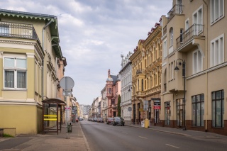 Boczne uliczki mają wiele do powiedzenia. Szukamy klamek, dzwonków, napisów [zdjęcia]