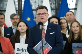 Szymon Hołownia zrezygnował z funkcji marszałka Sejmu. Zastąpić go ma Włodzimierz Czarzasty
