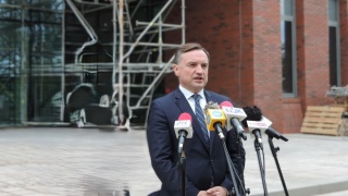 Prokuratura zabezpieczyła majątek Zbigniewa Ziobry: hipoteka i zajęcie środków na kontach