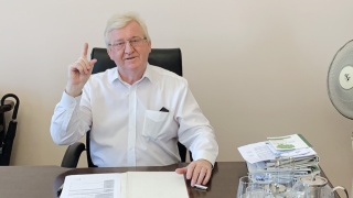 Janusz Niewiadomski: Chcemy pracować, a nie tracić czas na formalności [Rozmowa Dnia]