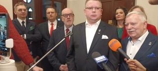 Miejscy radni jednym głosem w obronie Torunia i regionu po liście prezydenta Bydgoszczy