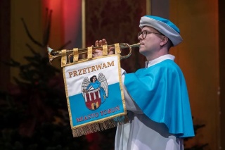 Stworzył herb Torunia, a teraz obawia się o swoje dzieło. Czy słynny anioł przetrwa