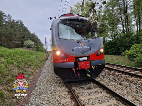 Uszkodzona sieć trakcyjna w Małej Nieszawce. Ruch pociągów Toruń-Bydgoszcz wstrzymany