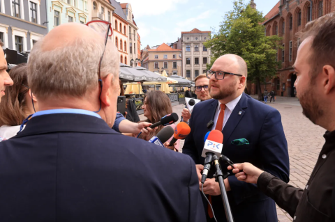 Co zalicza do sukcesów, co do problemów? Prezydent Torunia o roku urzędowania