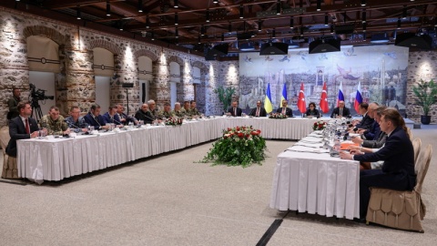 W Stambule trwają ukraińsko-rosyjskie rozmowy. Putin w nich nie uczestniczy