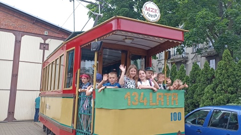 Historia miasta w mapach, księgach i nie tylko  w Toruniu trwa II Piknik Archiwalny [zdjęcia, wideo]