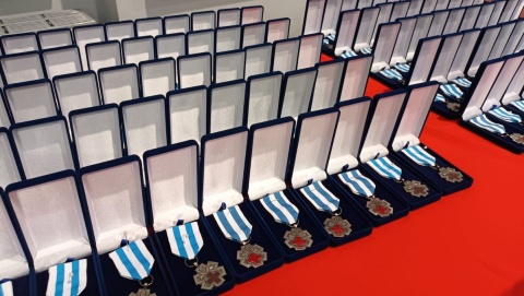 Nie potrafią żyć bez oddawania krwi. Nagrody i medale dla honorowych krwiodawców
