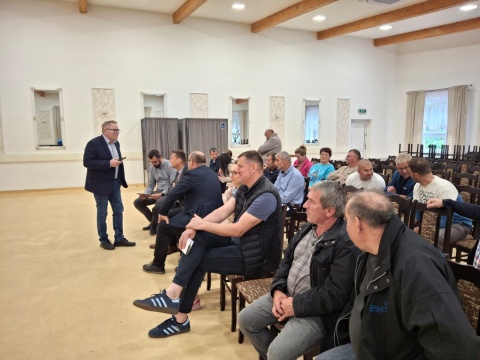 Rolnicy z Pomorza i Kujaw czekają na pieniądze za sprzedaż zwierząt. Prawnik pomoże