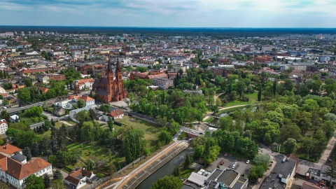Wystartowała karta mieszkańca we Włocławku Posiadacze dostaną zniżki i będą parkować za darmo