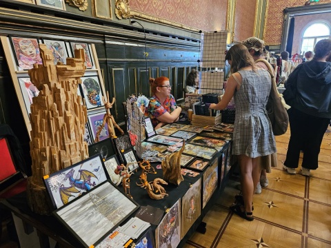 Dają rzeczom drugie życie. Twórcy przyjechali do Torunia na Festiwal Sztuk Używanych