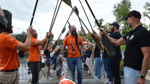Kajakarz Sebastian Szubski, rekordzista Guinnessa, witany w Przystani Bydgoszcz [zdjęcia]