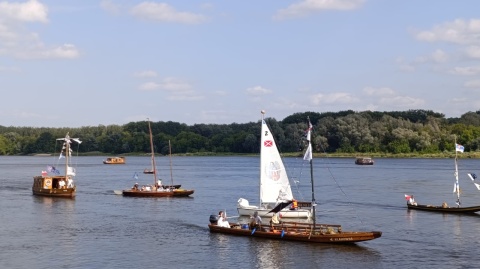 Festiwal Wisły z Bydgoszczy popłynął do Grudziądza. Wcześniej wysłali Wiślane wici [wideo, zdjęcia]
