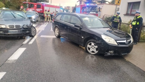 Zderzenie dwóch aut osobowych w Radzyniu Chełmińskim. Ośmioletnie dziecko zostało ranne
