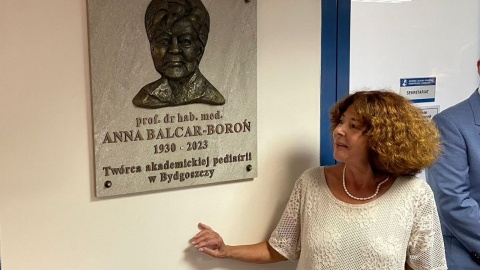 Wychowała pokolenia pediatrów Odsłonili tablicę poświęconą prof. Annie Balcar-Boroń