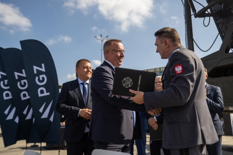 Kolejna ważna umowa Zakładów Chemicznych Nitro-Chem. Klientem Siły Zbrojne RP