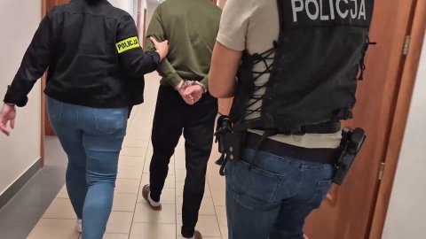 Brutalny napad na hotelowego gościa w Mikołajkach. Zatrzymanie w Kujawsko-Pomorskiem [wideo]