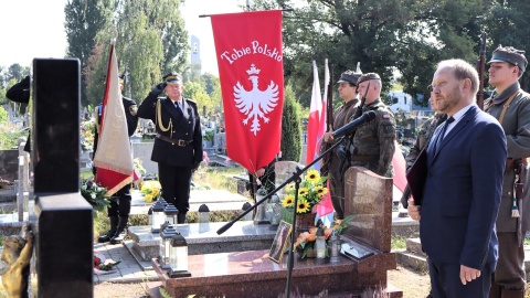 Bydgoszcz. Znak pamięci Tobie Polsko na grobie Michała Grobelskiego