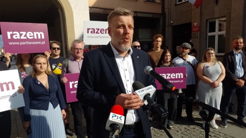 Adrian Zandberg w Toruniu: Za mało pieniędzy na naukę, stracimy setki utalentowanych ludzi