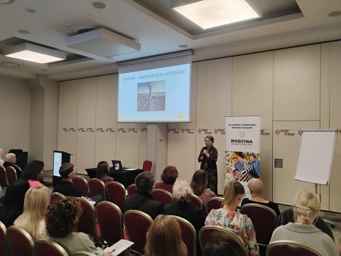 Jak pomóc rodzinie dziecka z FASD Konferencja Bliżej siebie w Toruniu