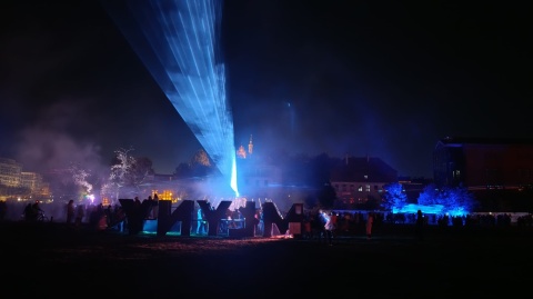 Magiczne show na Wyspie Młyńskiej w Bydgoszczy. Trwa Święto Światła ŚwiatłoWody [zdjęcia, wideo]