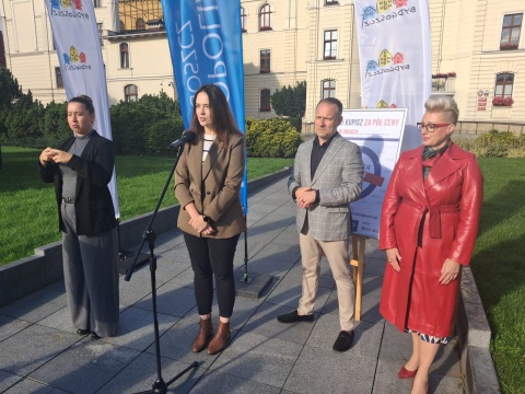 Można jeść, pić i kupować z dużą zniżką. Rozpoczęła się akcja Metropolia za pół ceny
