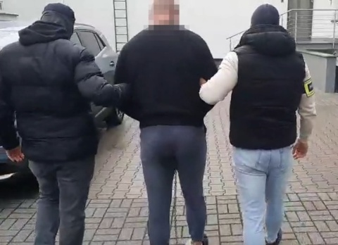 Bartosz Sz. i Denis Z. tymczasowo aresztowani po bójce pseudokibiców w Toruniu. Usłyszeli zarzuty [wideo]