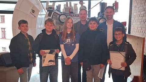 Spotkanie nie z tej ziemi Astronauta Sławosz Uznański - Wiśniewski przyjechał do Torunia [wideo]