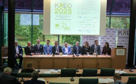 Kongres Rozwoju Energetyki Odnawialnej w Toruniu: ekologia i oszczędność [wideo]
