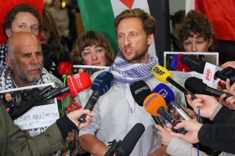 Polscy obywatele z flotylli Sumud bezpiecznie wylądowali na lotnisku w Warszawie