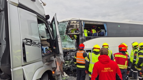 Austria: Jedna osoba zginęła, dwie ciężko ranne w wypadku polskiego autokaru na autostradzie A5