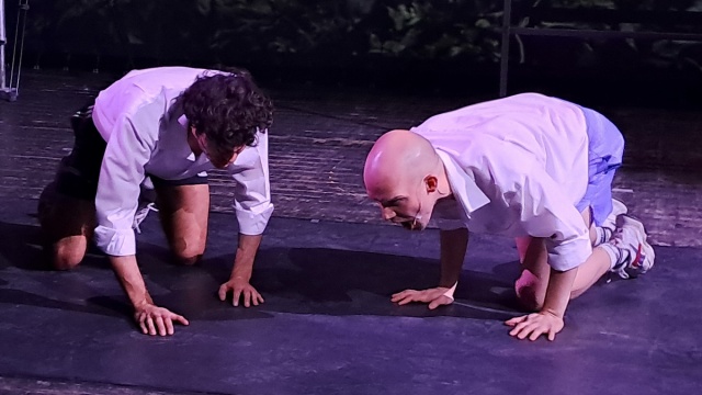 Spektakl o trudnym okresie dojrzewania. Zmory w bydgoskim Teatrze Polskim [zdjęcia]