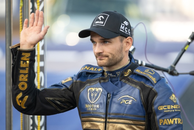 Bartosz Zmarzlik wygrał kolejną rundę Grand Prix. Polak najlepszy w Pradze