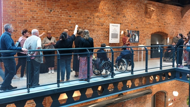 WC dla niepełnosprawnych, klucz na drugim piętrze. Wystawa o barierach nie do pokonania [zdjęcia]