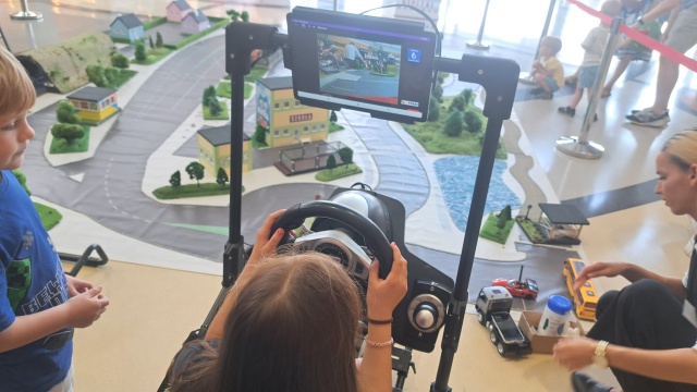 Edukacja też bawi Kolejna odsłona akcji Aktywni przeciw uzależnieniom w Toruniu [zdjęcia]