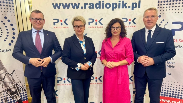Politycy o wizycie prezydenta Nawrockiego w Białym Domu i umowie UE-Mercosur. Radiokonferencja w PR PiK