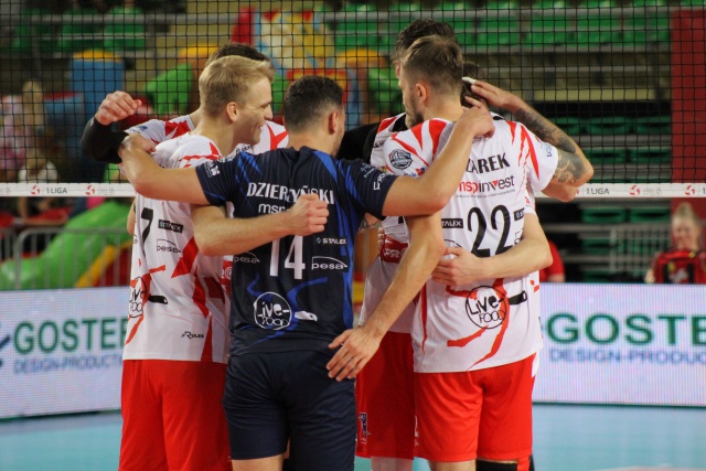 BKS Bydgoszcz urwał liderowi seta. Później GKS był już poza zasięgiem