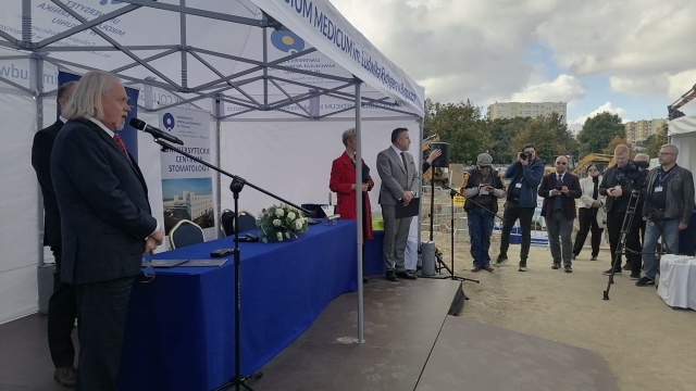 Udało się spełnić wieloletnie marzenie. Uroczyste rozpoczęcie budowy Centrum Stomatologii [zdjęcia, wideo]