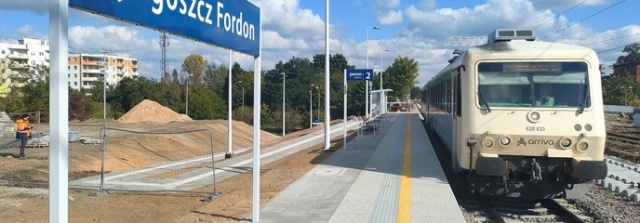 Nowy peron kolejowy w bydgoskim Fordonie. Następny w kolejce jest przystanek Stary Fordon