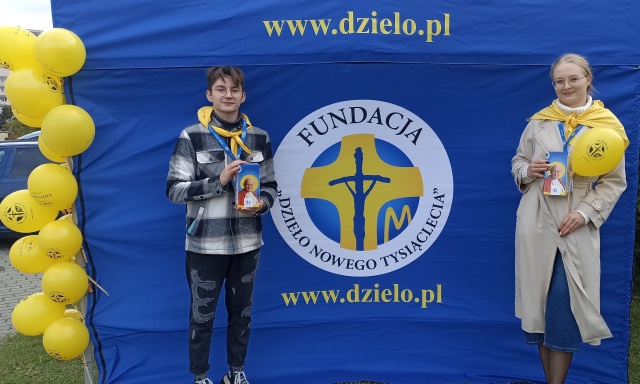 Dzień Papieski: w całym kraju koncerty, pielgrzymki i procesje. Co się dzieje w regionie