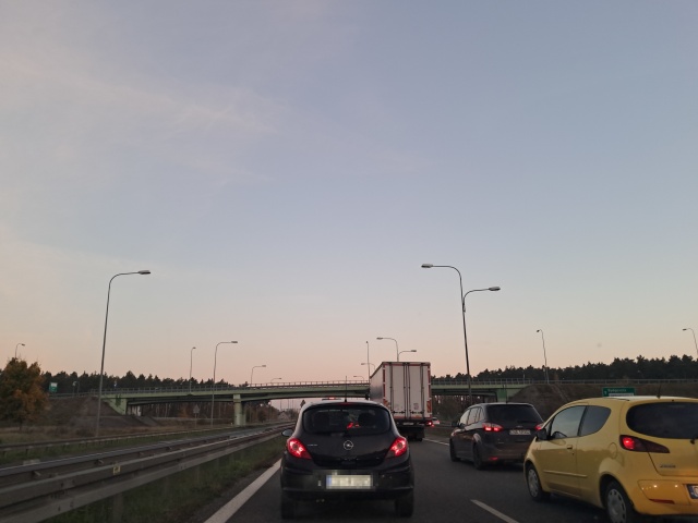 Jednym pasem w kierunku lotniska. Kolejny etap remontu al. Jana Pawła II w Bydgoszczy [mapka]